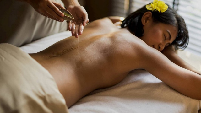 Jenis Pijat di Spa yang Harus Kamu Coba, Dijamin Bikin Tubuh Rileks!